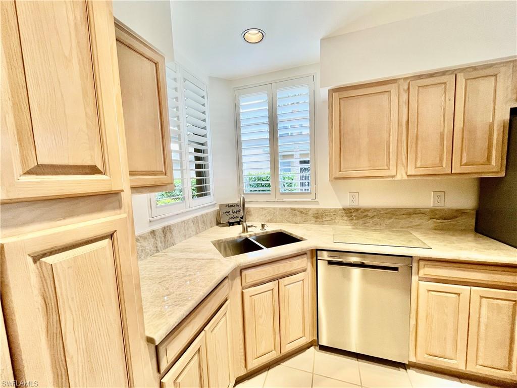 24748 Lakemont Cove Ln # 101 Property Photo 21