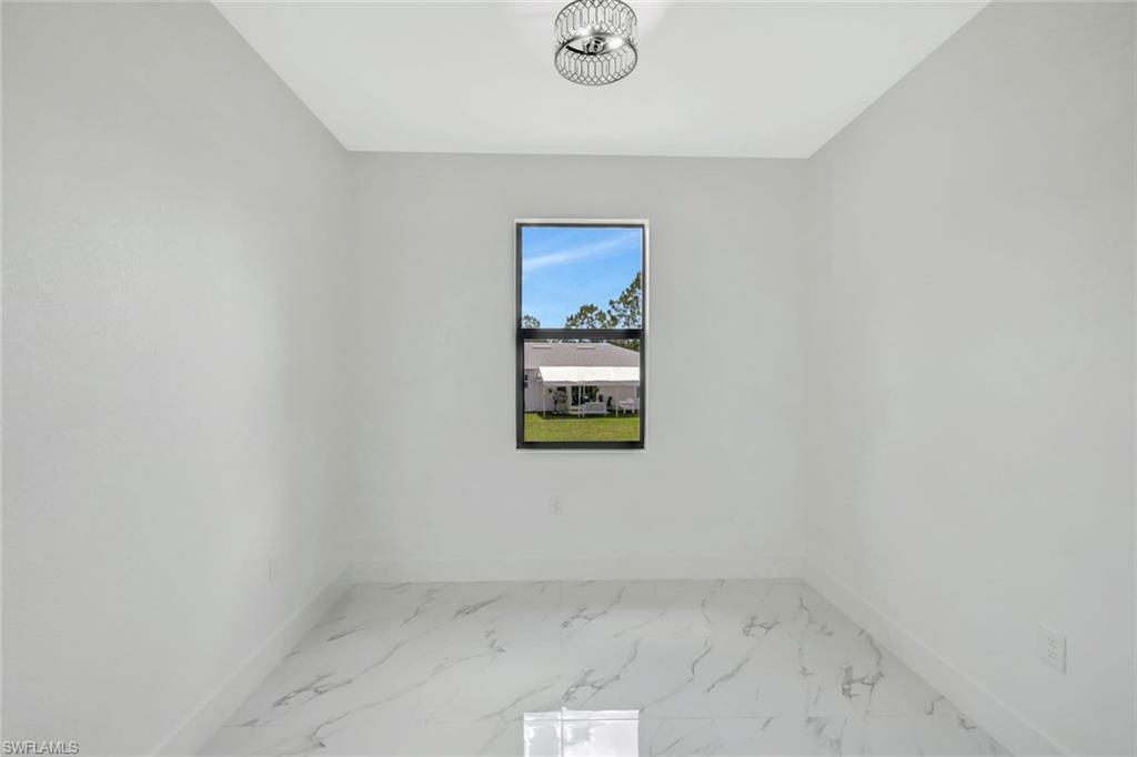 347 Mcarthur Blvd Property Photo 12