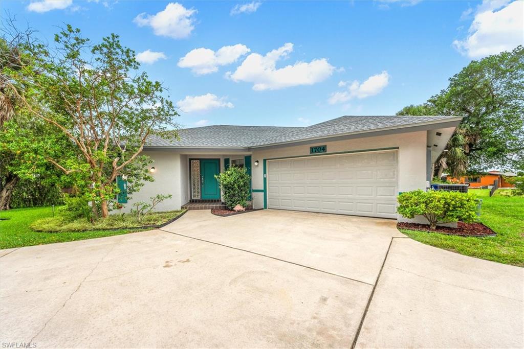 1704 Coral WAY Property Photo 1