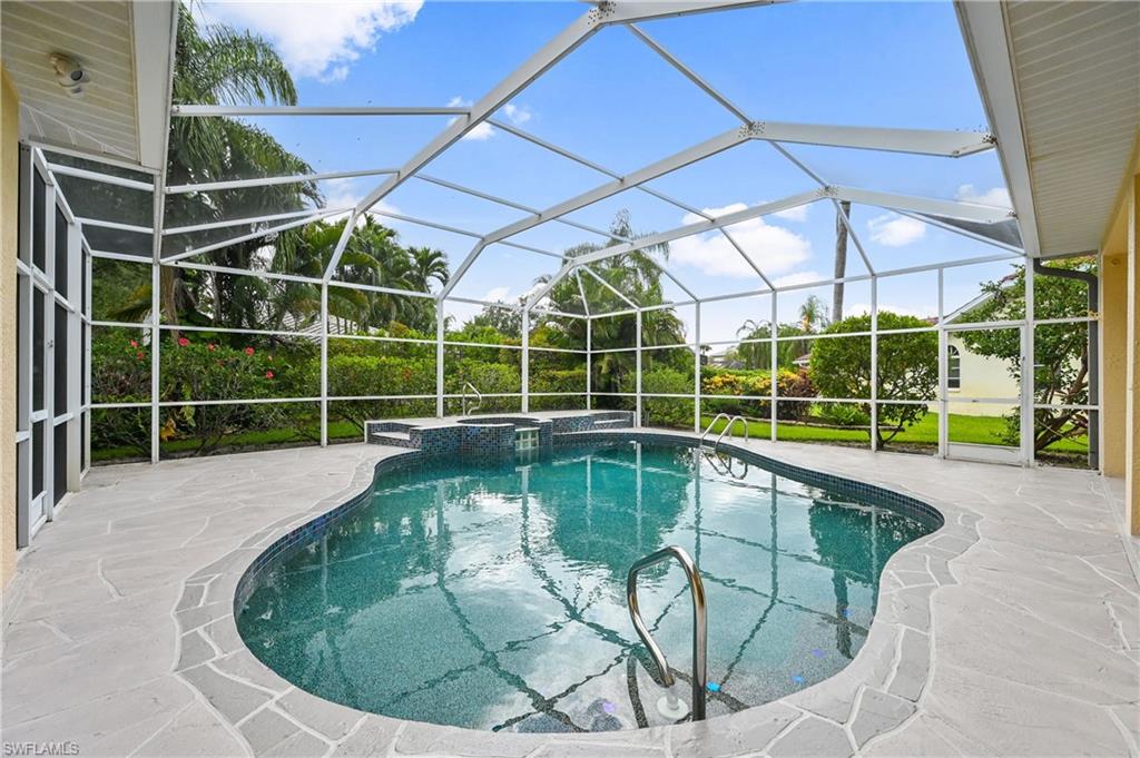 11810 Woodshire Cir Property Photo 32