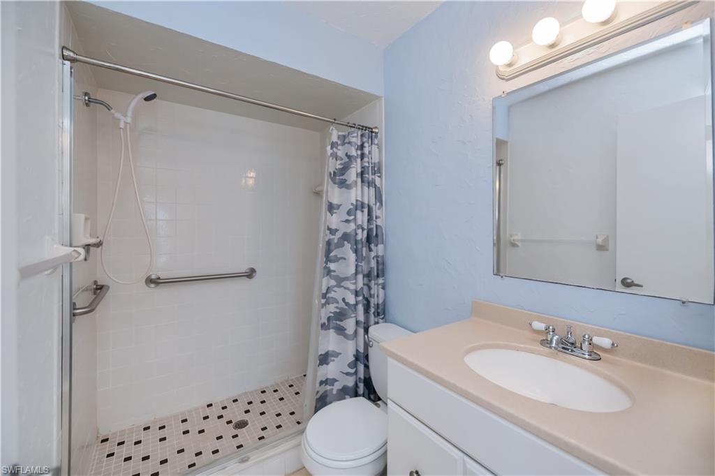 1100 Pondella Rd # 514 Property Photo 32