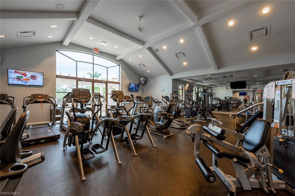 1630 Winding Oaks Way # 102 Property Photo 25
