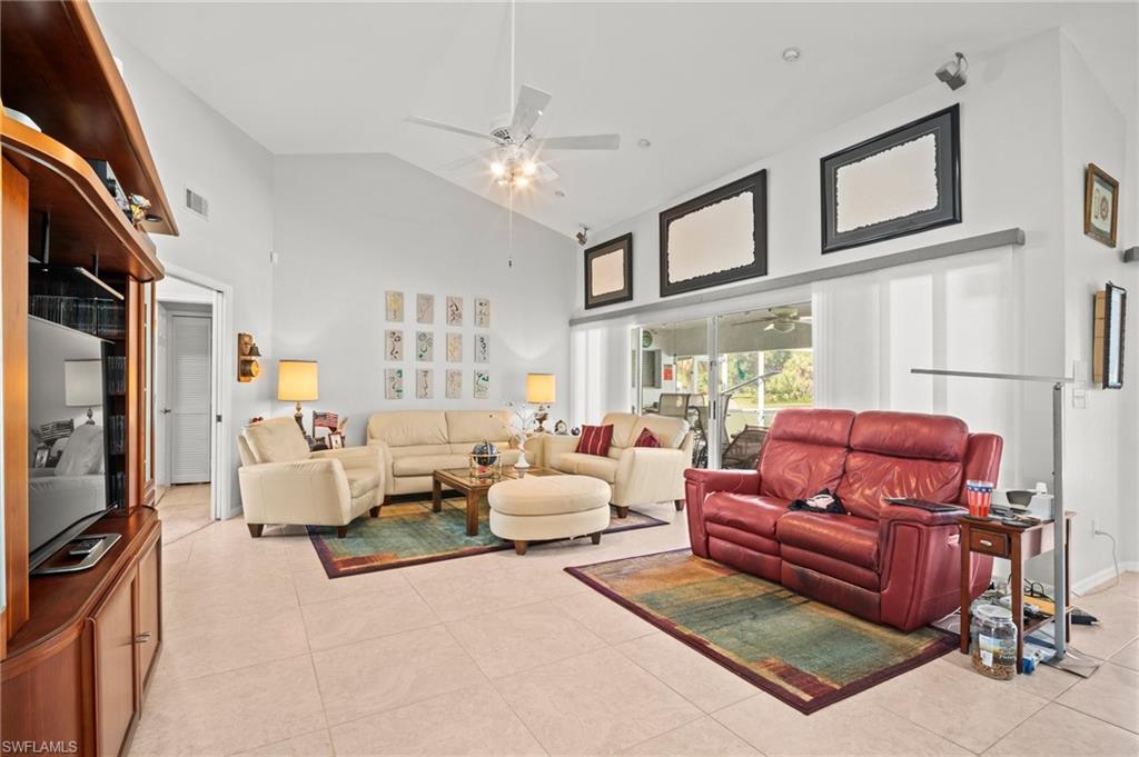 4226 Yarmouth Ct Property Photo 6