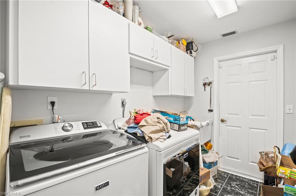 4226 Yarmouth Ct Property Photo 33