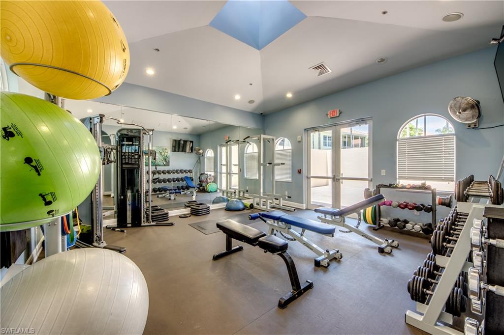 5912 Tarpon Gardens Cir # 201 Property Photo 40