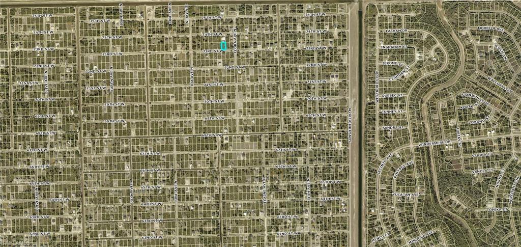 2704 73rd St W Property Photo 2