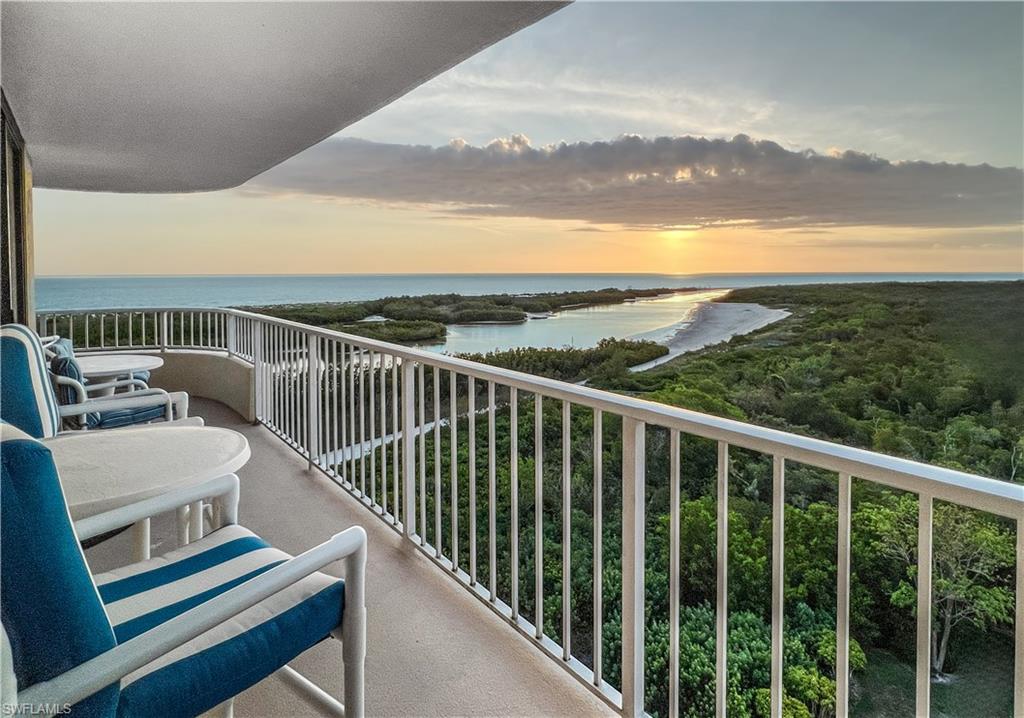 440 Seaview Ct # 1012 Property Photo 4