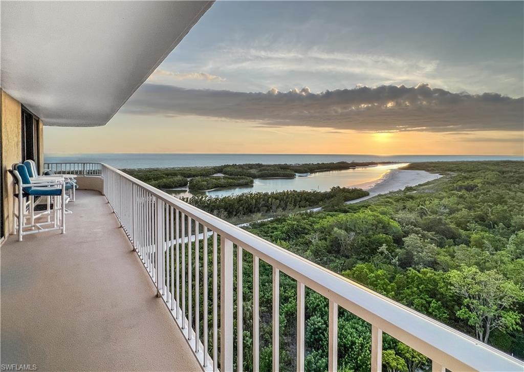 440 Seaview Ct # 1012 Property Photo 5