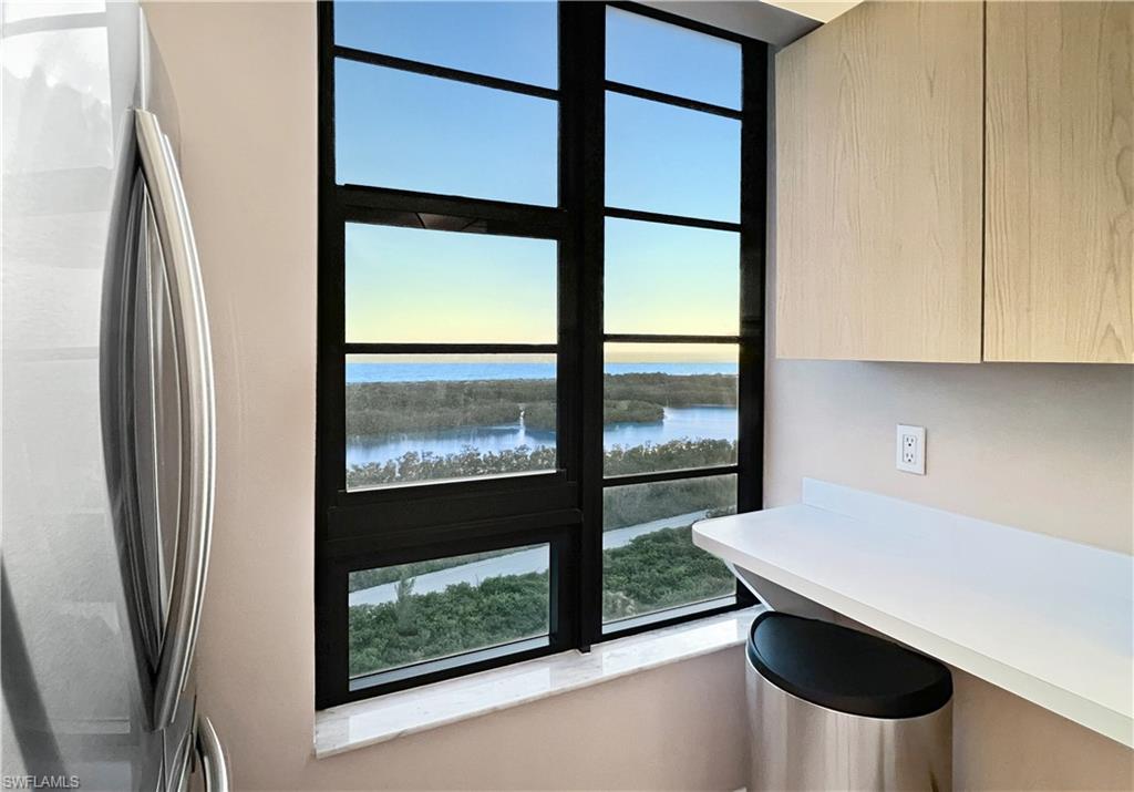 440 Seaview Ct # 1012 Property Photo 12