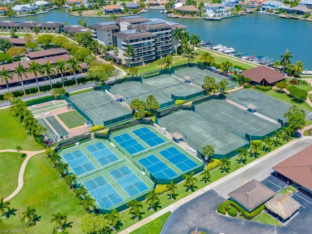 440 Seaview Ct # 1012 Property Photo 22