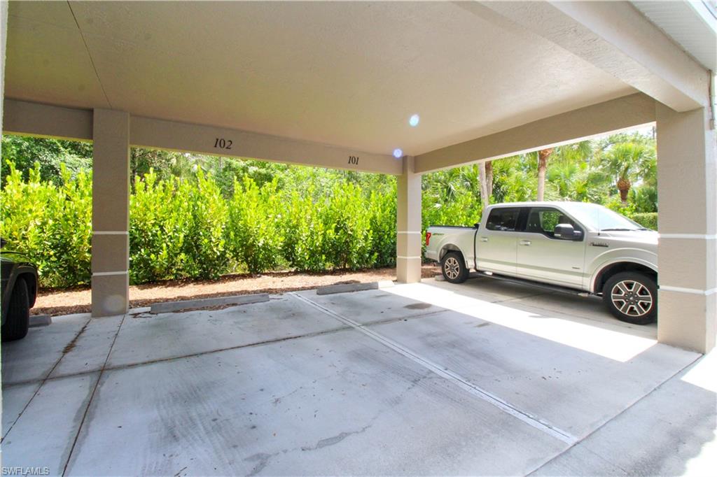8217 Parkstone Pl # 102 Property Photo 7