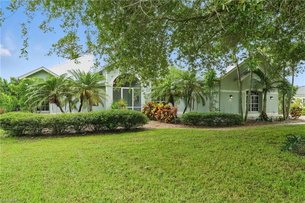 1934 Piccadilly CIR Property Photo 1