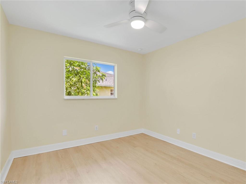 305 16th Pl Property Photo 23