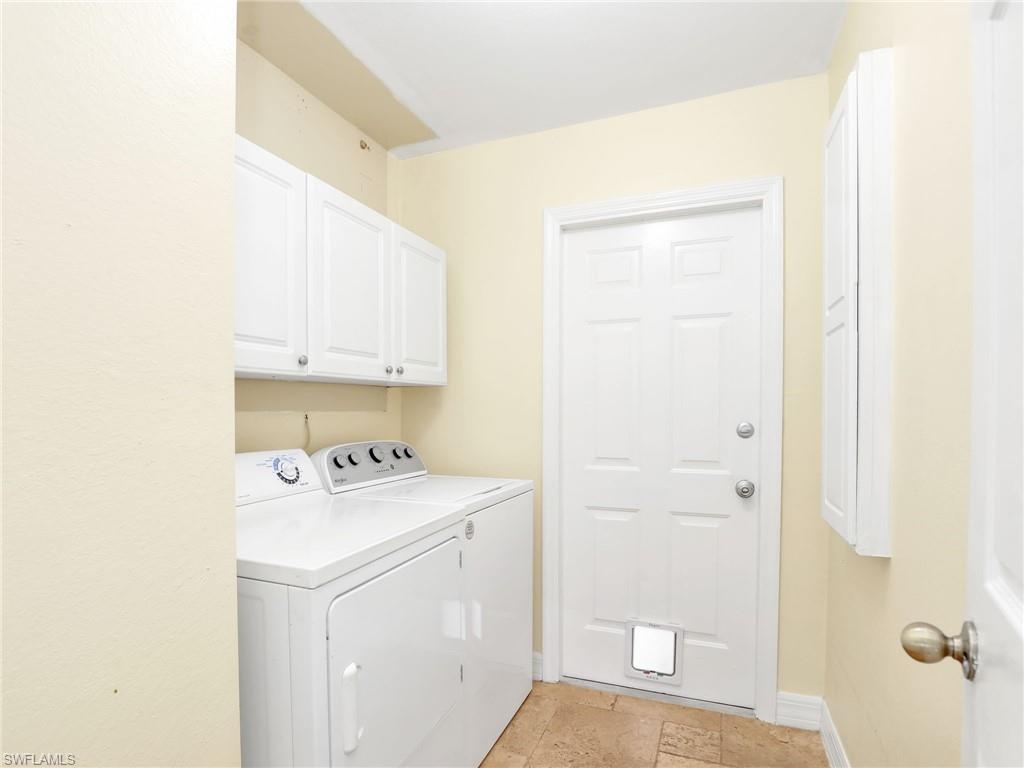 305 16th Pl Property Photo 25