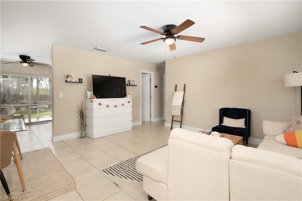 11580 Dean St 582 Property Photo 4