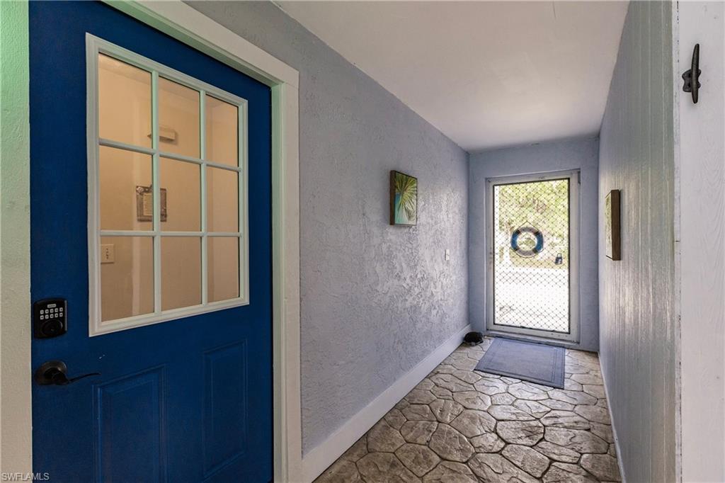13661 Abbey Dr # B1 Property Photo 8
