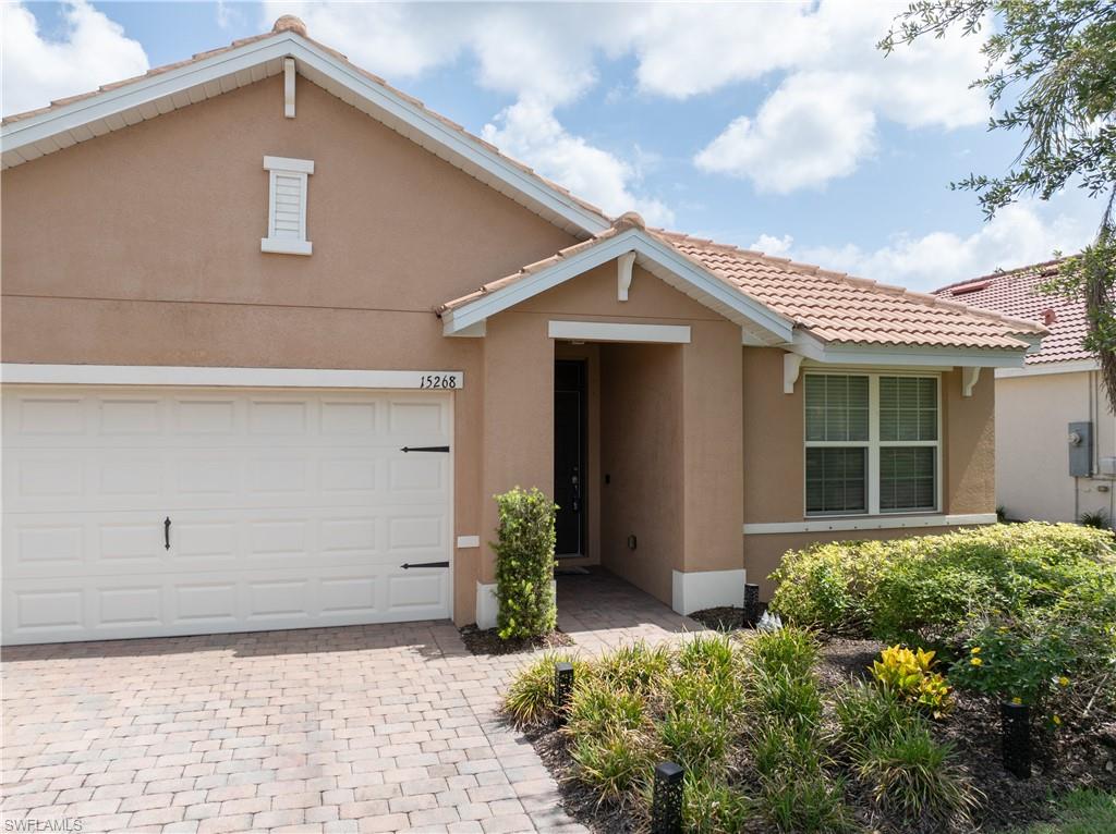 15268 Yellow Wood Dr Property Photo 1