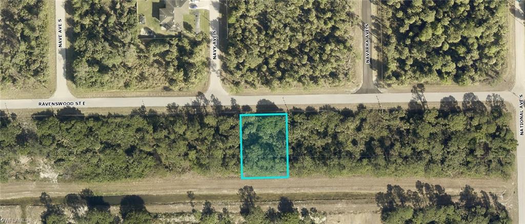 1140 Ravenswood St E Property Photo 1