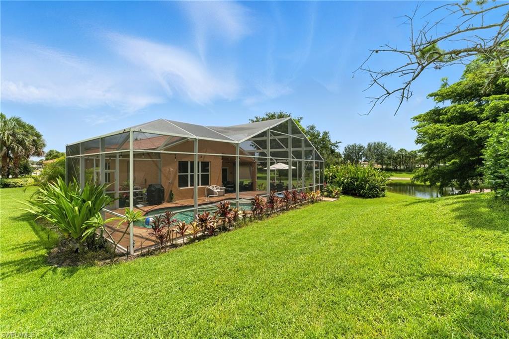 2085 Painted Palm Dr Property Photo 1