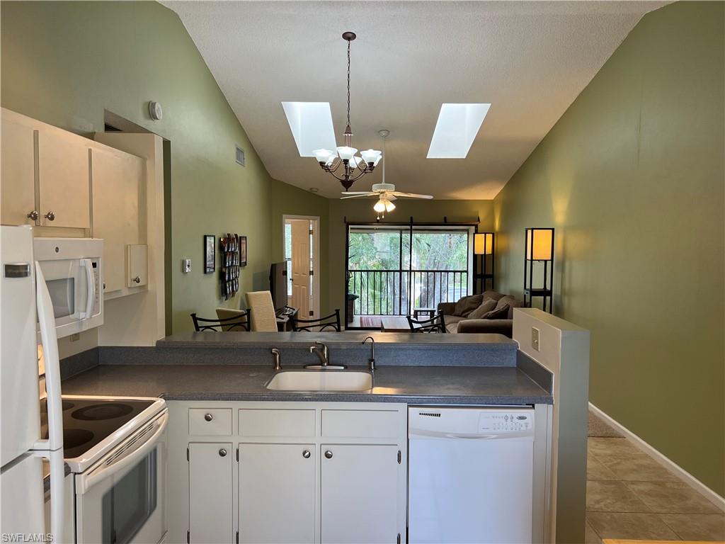 15178 Parkside Dr # 203 Property Photo 8