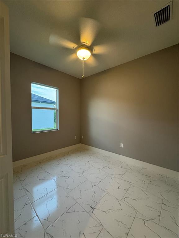 426 Mercedes Ct Property Photo 9