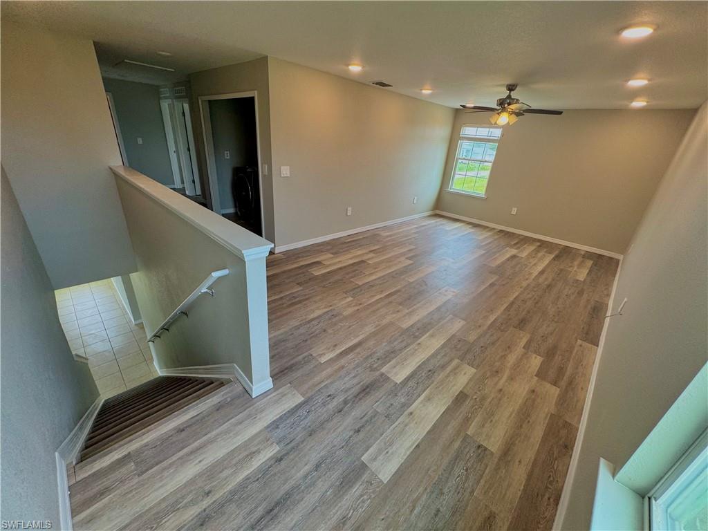 1017 Sw Embers Ter Property Photo 15