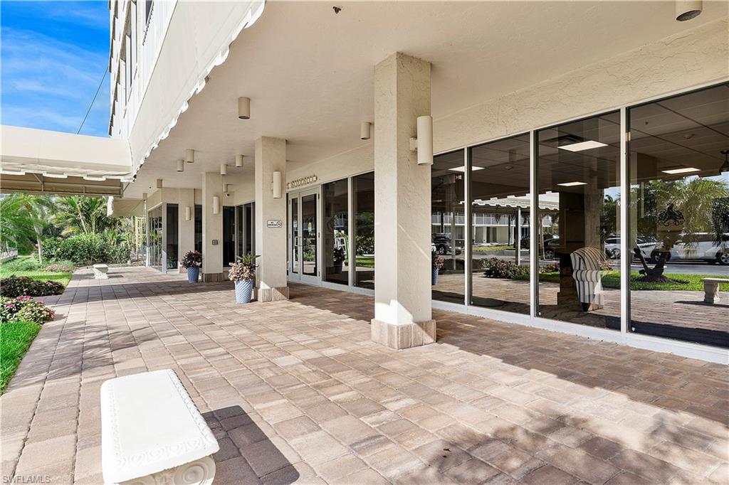 5 Bluebill Ave # 410 Property Photo 4