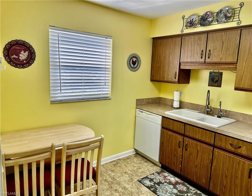 6843 Bogey Dr Property Photo 5
