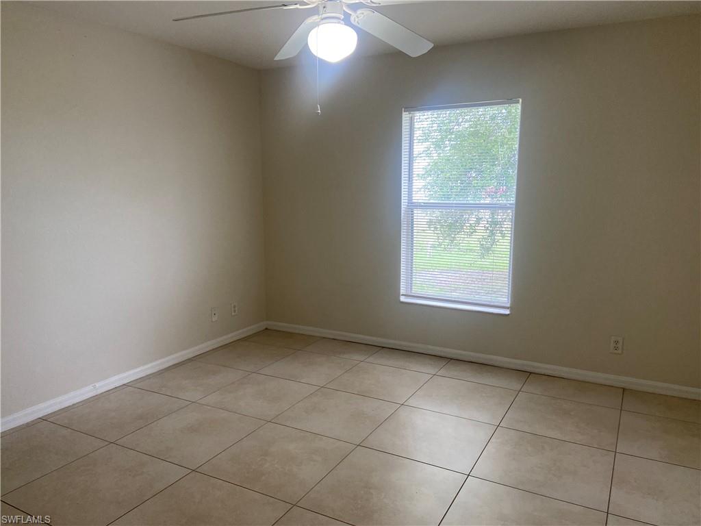 912 Durden Pkwy Property Photo 9