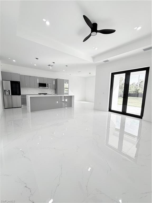 702 Zemil Ct Property Photo 10