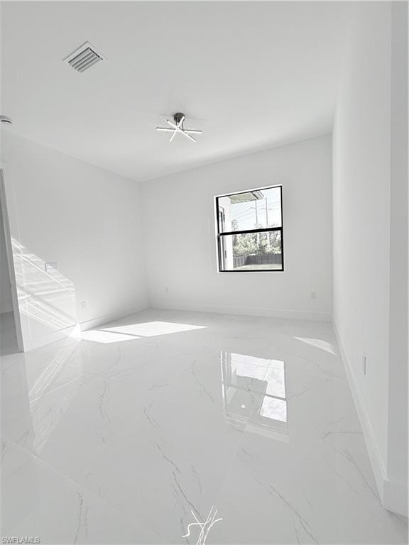 702 Zemil Ct Property Photo 18