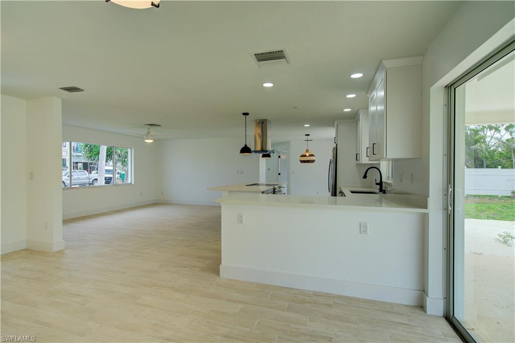32 Fairview Blvd Property Photo 10
