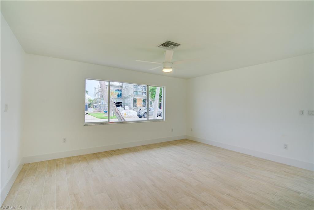 32 Fairview Blvd Property Photo 24