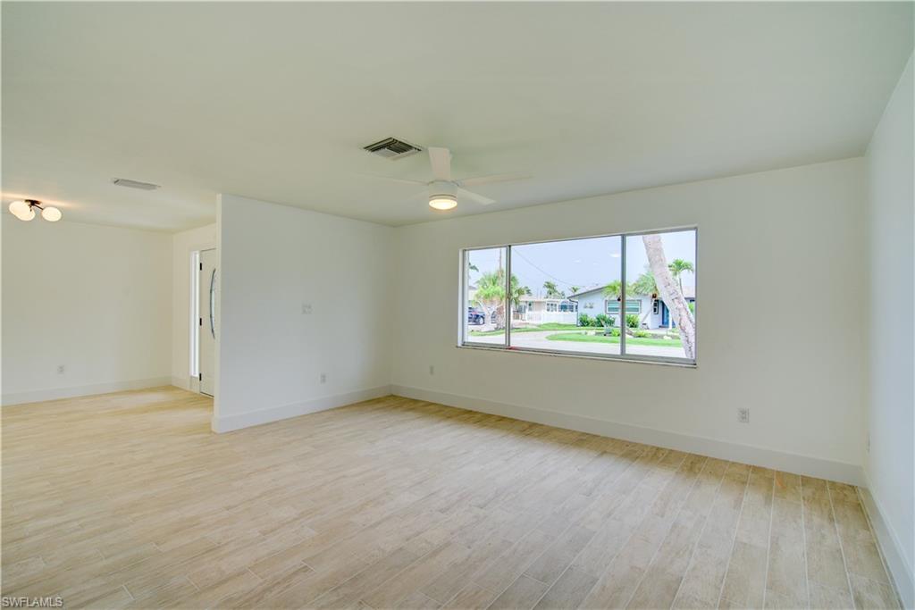 32 Fairview Blvd Property Photo 25