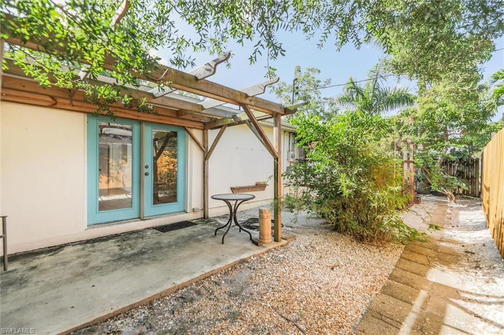 1560 Maravilla Ave Property Photo 35