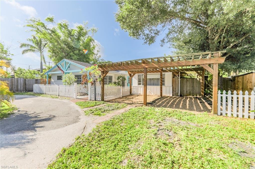 1560 Maravilla Ave Property Photo 48