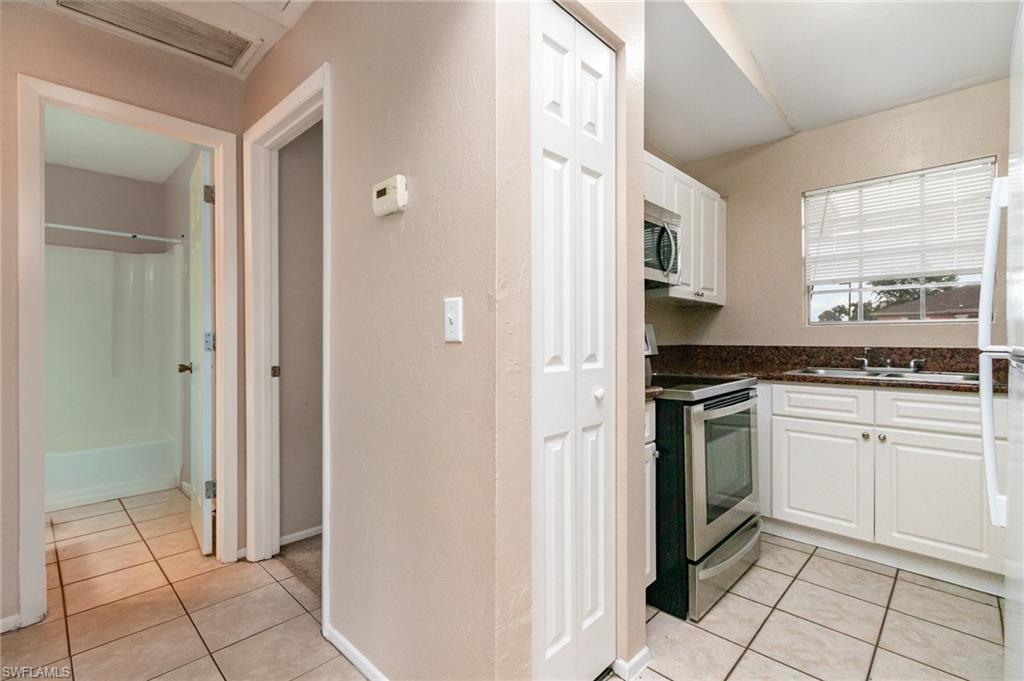 302 Ne 10th Ter Property Photo 6