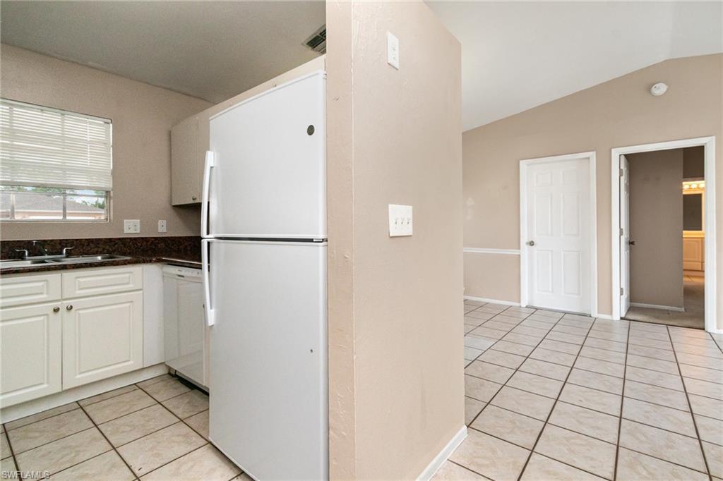 302 Ne 10th Ter Property Photo 7