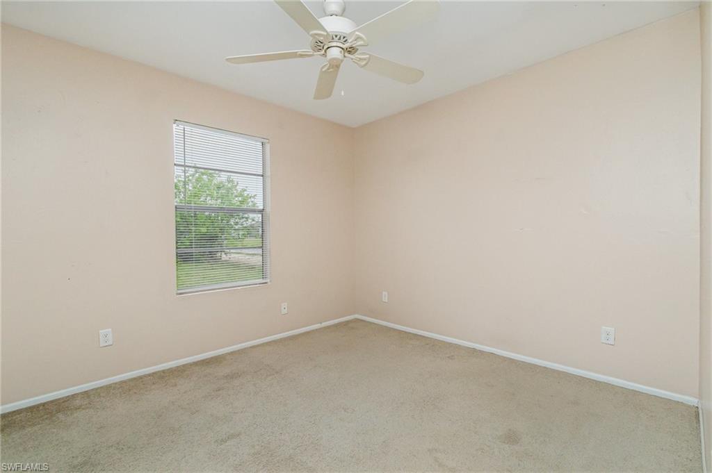 302 Ne 10th Ter Property Photo 13