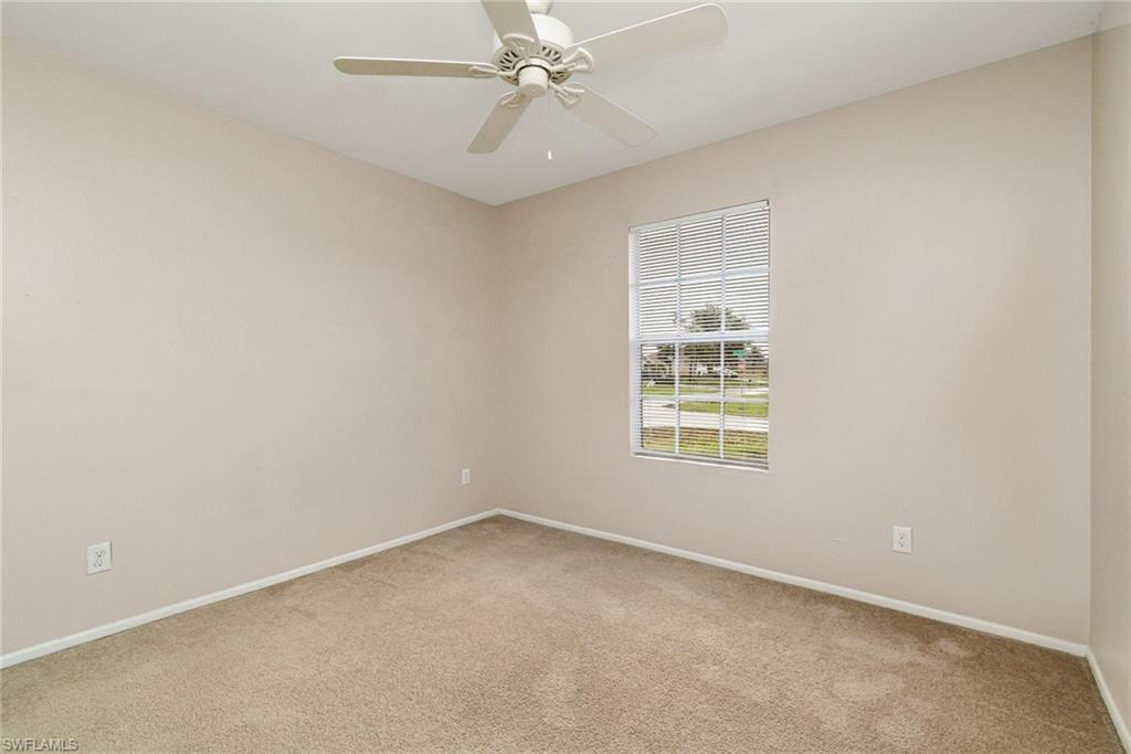 302 Ne 10th Ter Property Photo 14