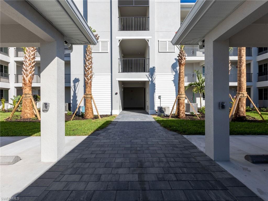 5807 Double Eagle Cir # 4615 Property Photo 1