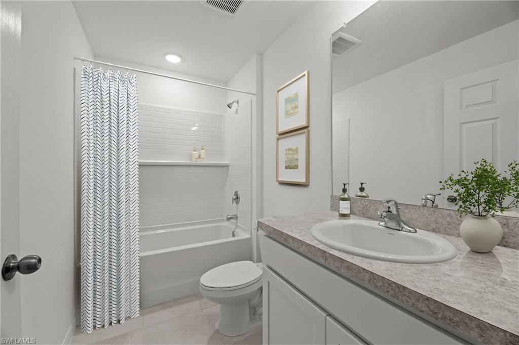 3509 65th St W Property Photo 12