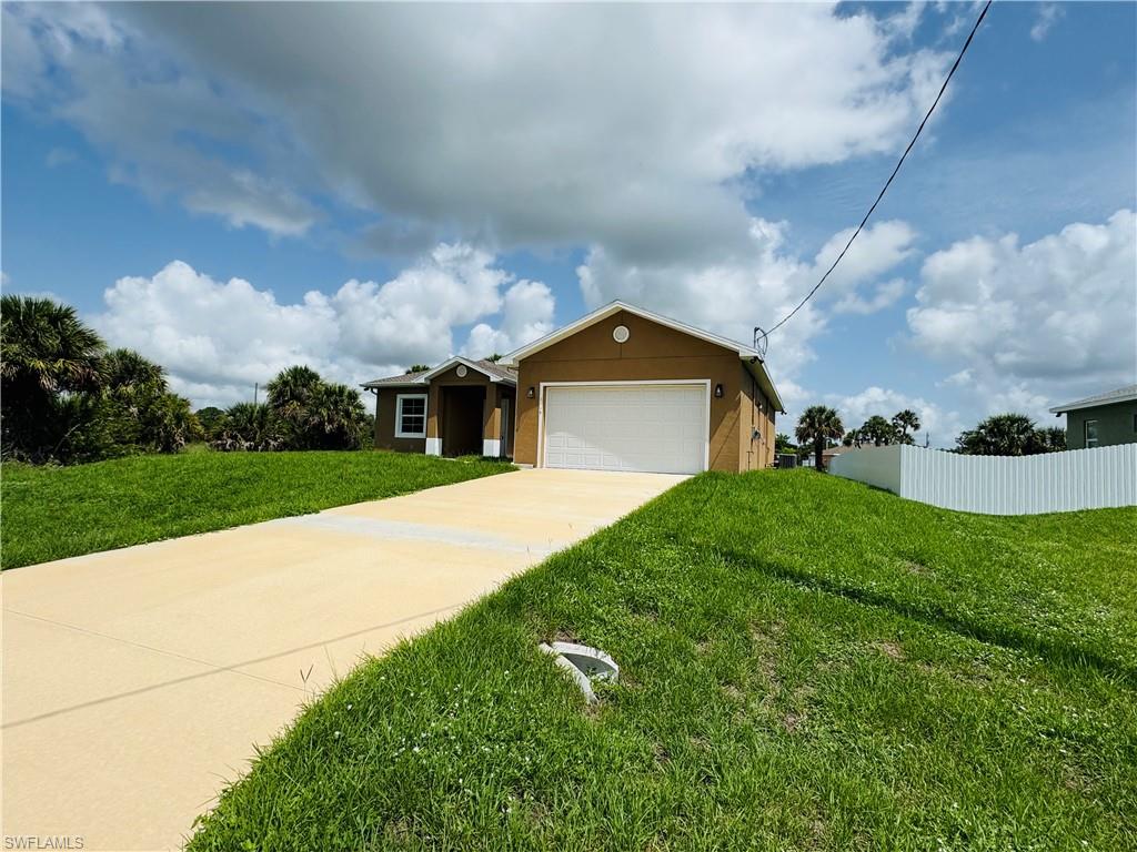 1115 Leader St Property Photo 2