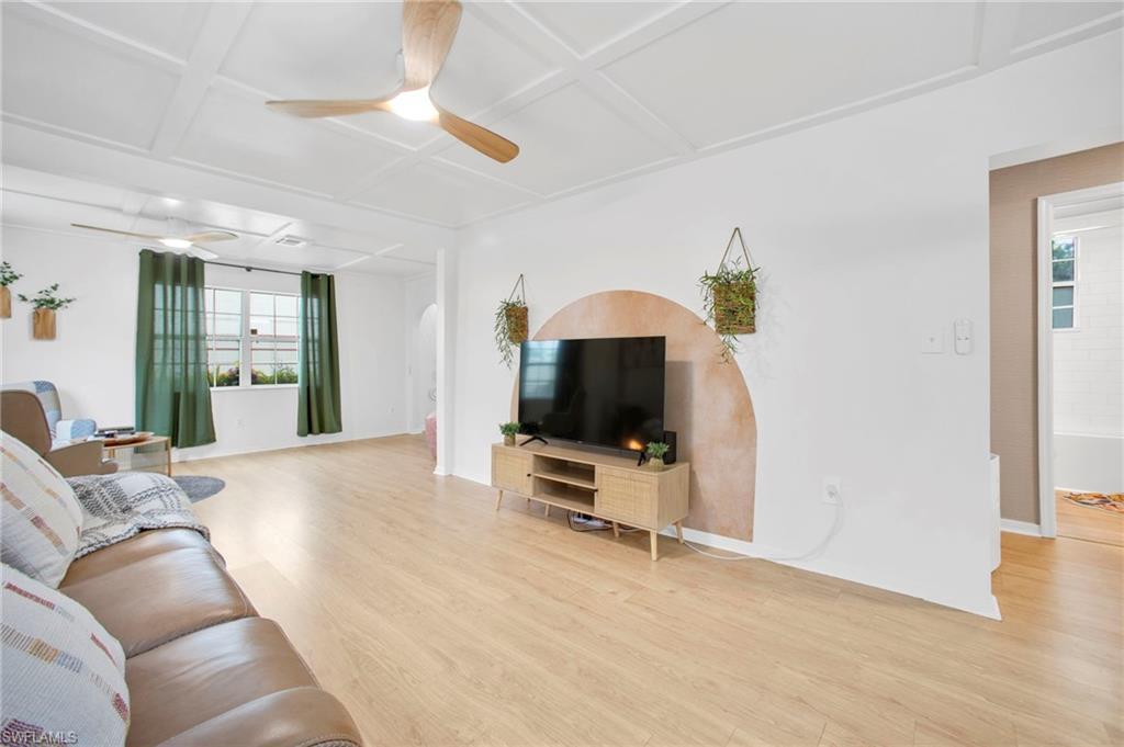 2157 Hoople St Property Photo 3