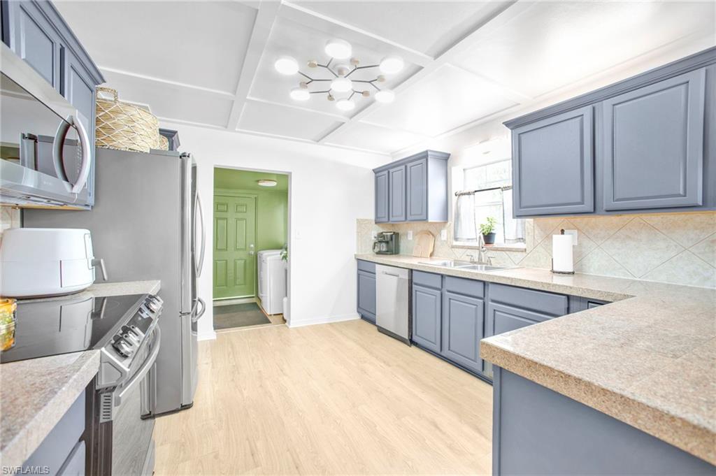 2157 Hoople St Property Photo 10