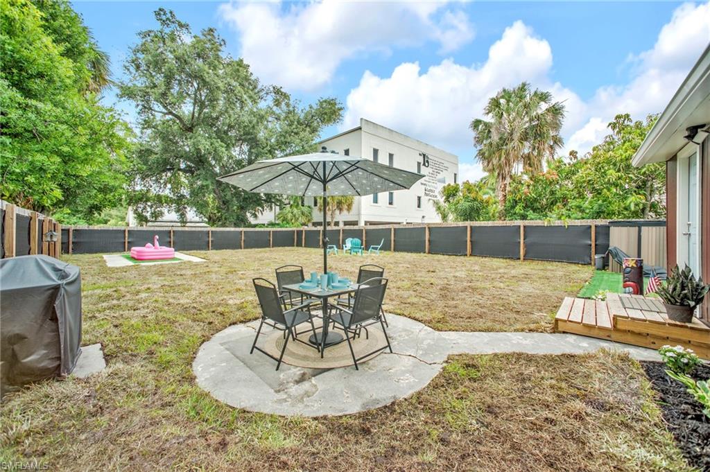 2157 Hoople St Property Photo 16