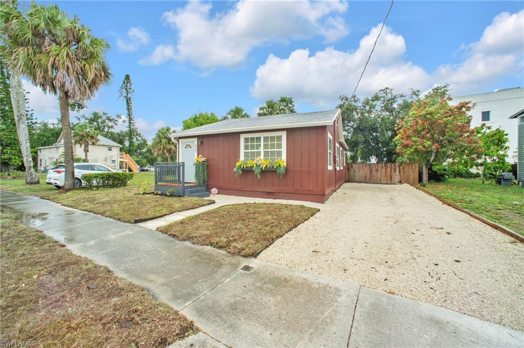 2157 Hoople St Property Photo 20