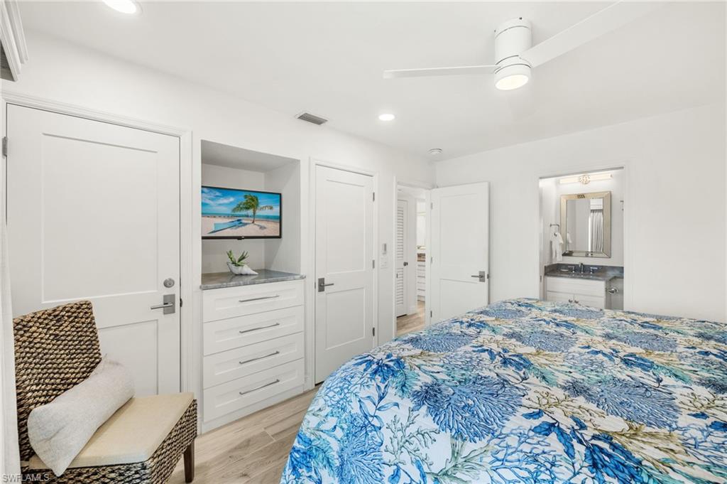 827 E Gulf Dr # C6 Property Photo 18