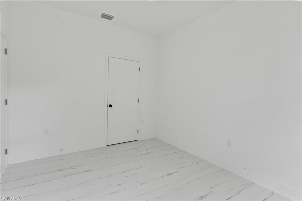 6010 Acorn Cir Property Photo 34