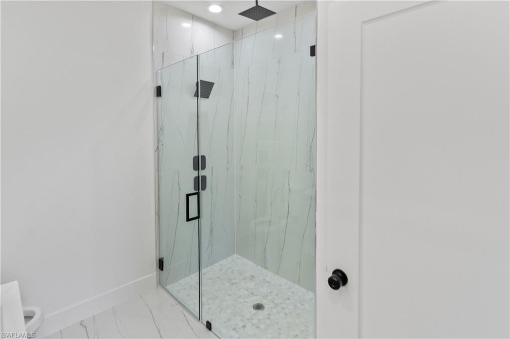 6010 Acorn Cir Property Photo 35